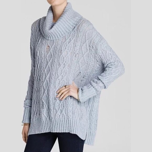 Free People Distressed Complex Cable Knit Turtleneck Sweater Small 41472 - Picture 1 of 9
